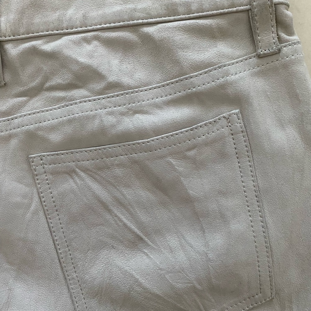 Current/Elliot Goat Leather Boyfriend Short - Picture 10 of 16